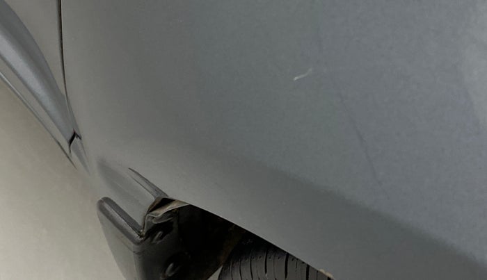 2011 Maruti Swift VXI, Petrol, Manual, 20,576 km, Right fender - Slightly dented