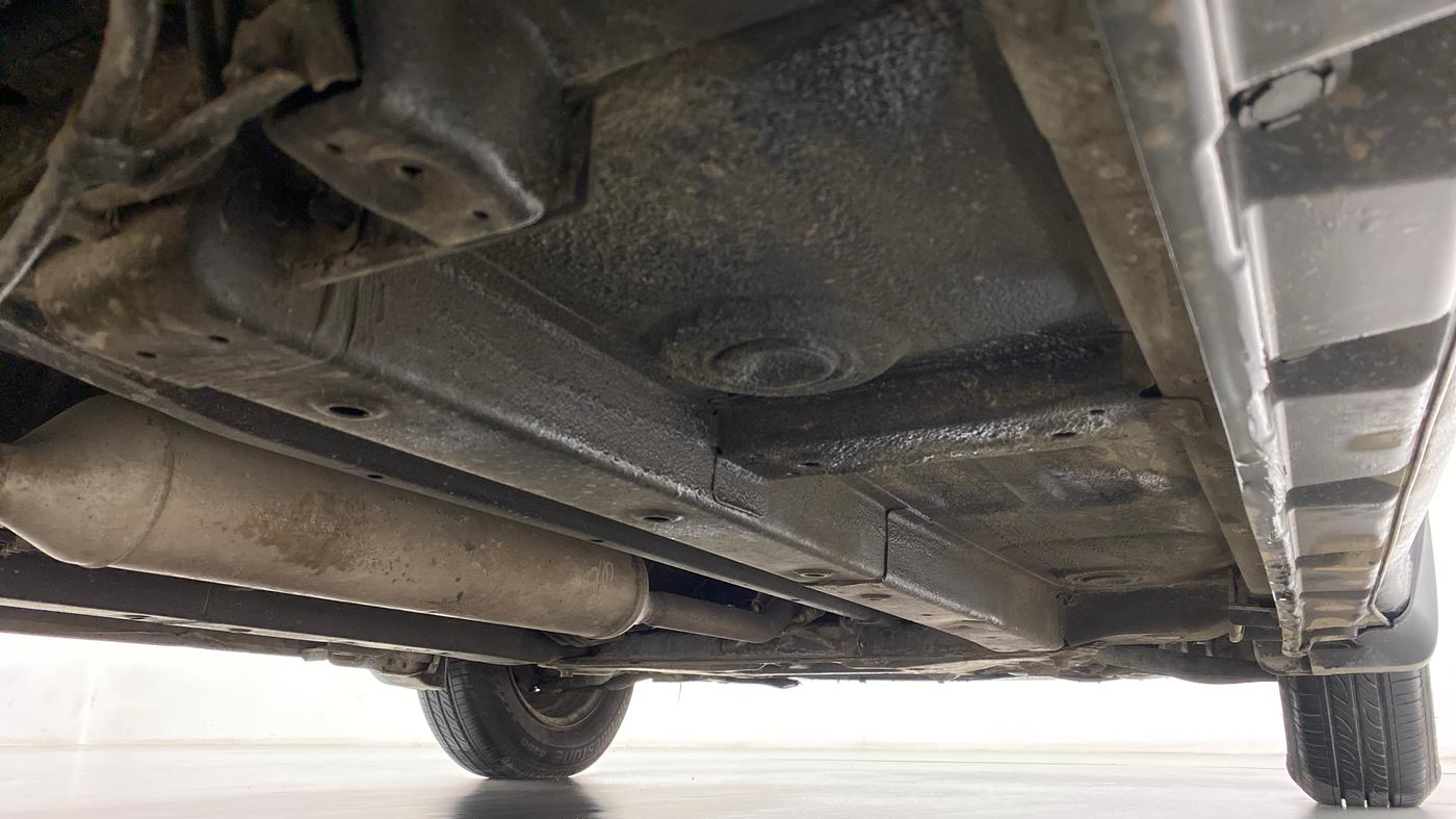 2011 Maruti Swift VXI, Petrol, Manual, 20,576 km, Right Side Underbody