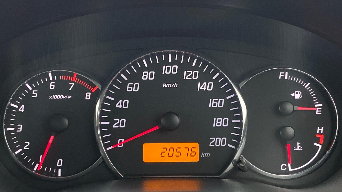 2011 Maruti Swift VXI, Petrol, Manual, 20,576 km, Odometer Image