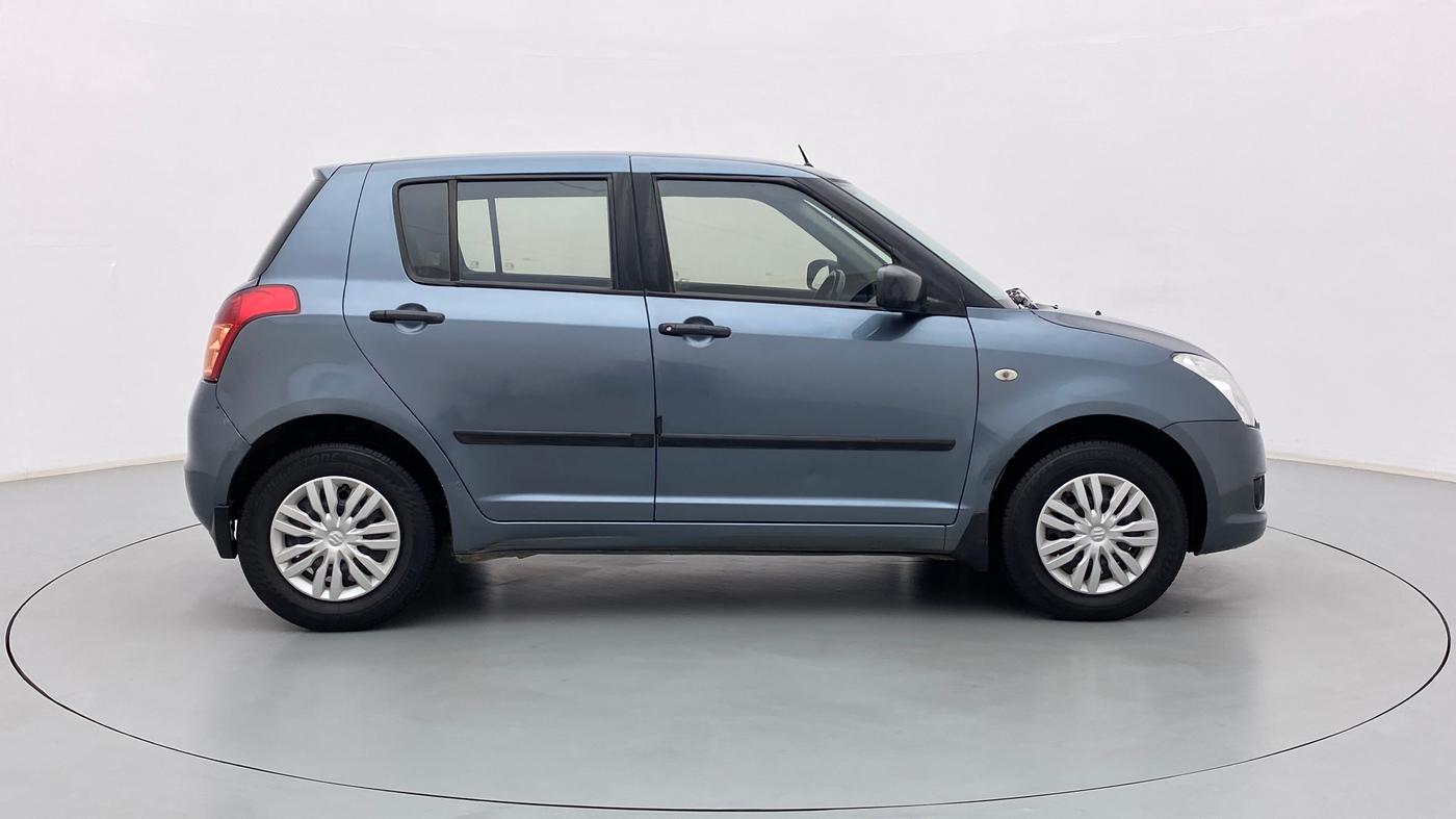 2011 Maruti Swift VXI, Petrol, Manual, 20,576 km, Right Side View