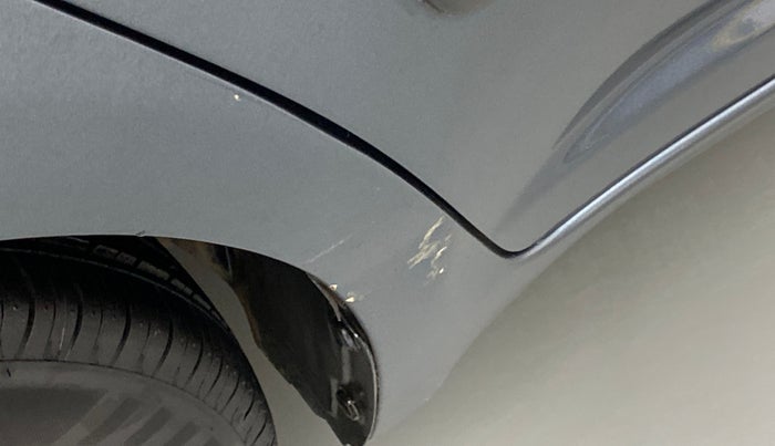 2011 Maruti Swift VXI, Petrol, Manual, 20,576 km, Right quarter panel - Minor scratches