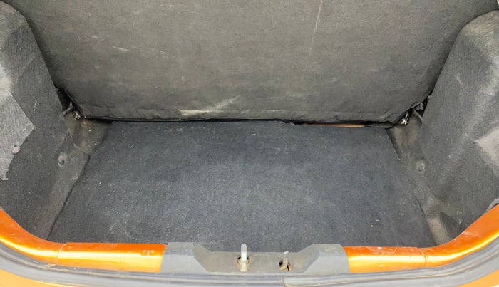 2016 Tata Tiago XZ PETROL, Petrol, Manual, 1,35,171 km, Boot Inside