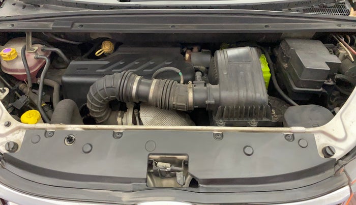 2019 Mahindra MARAZZO M2 7STR, Diesel, Manual, 1,49,602 km, Engine View