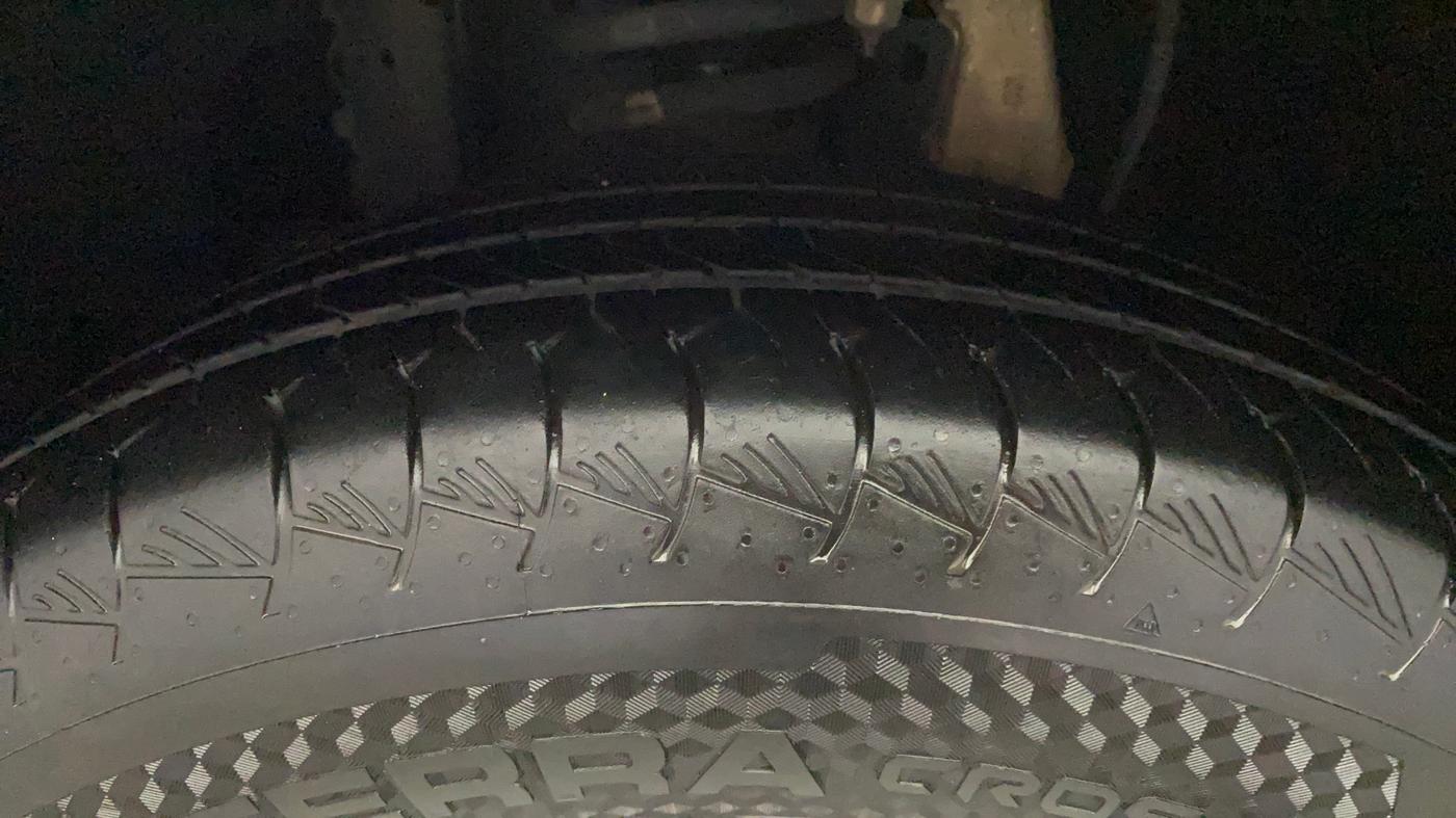 2019 Mahindra MARAZZO M2 7STR, Diesel, Manual, 1,49,602 km, Left Front Tyre Tread