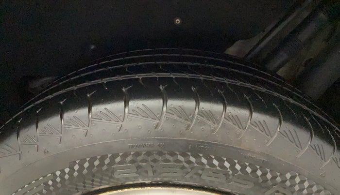 2019 Mahindra MARAZZO M2 7STR, Diesel, Manual, 1,49,602 km, Left Rear Tyre Tread