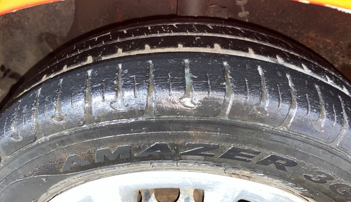 2018 Hyundai Grand i10 SPORTZ 1.2 KAPPA VTVT, Petrol, Manual, 23,843 km, Left Front Tyre Tread