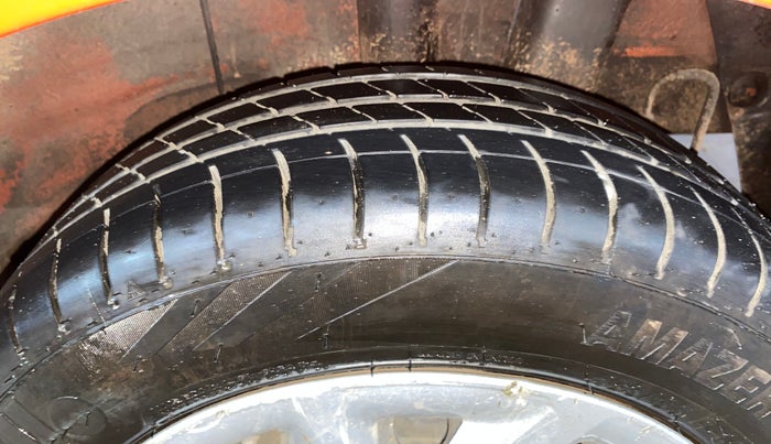 2018 Hyundai Grand i10 SPORTZ 1.2 KAPPA VTVT, Petrol, Manual, 23,843 km, Left Rear Tyre Tread