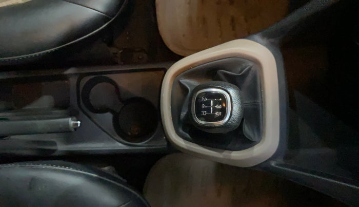 2018 Hyundai Grand i10 SPORTZ 1.2 KAPPA VTVT, Petrol, Manual, 23,843 km, Gear Lever