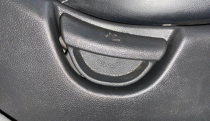 2018 Hyundai Grand i10 SPORTZ 1.2 KAPPA VTVT, Petrol, Manual, 23,843 km, Driver Side Adjustment Panel