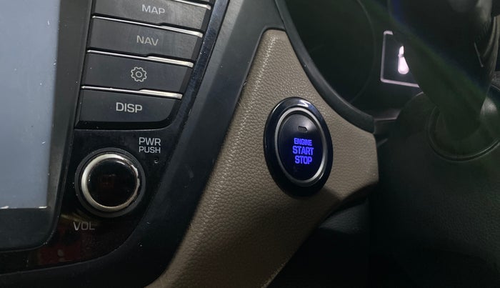 2017 Hyundai Elite i20 ASTA 1.2 (O), Petrol, Manual, 61,688 km, Keyless Start/ Stop Button