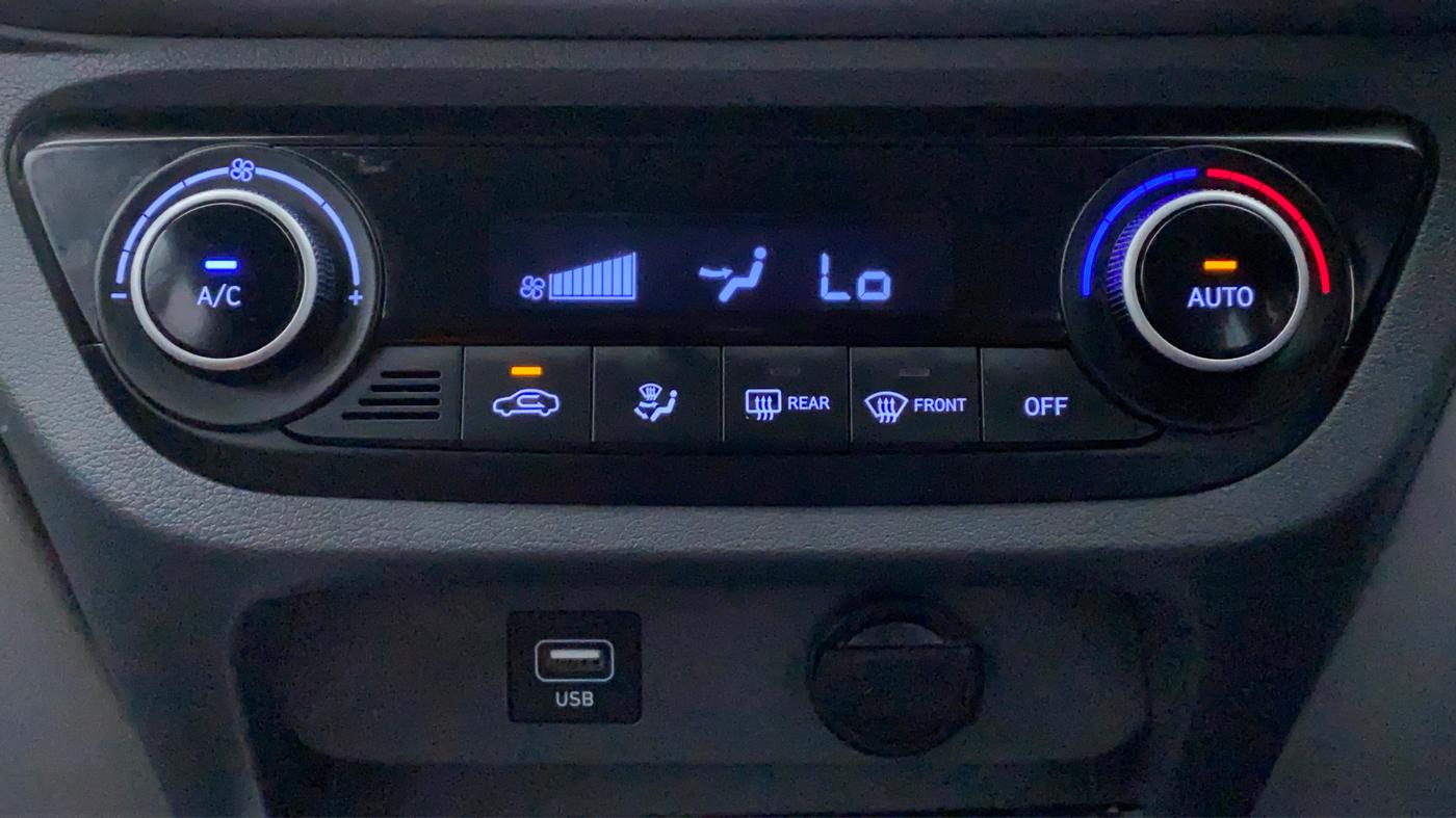 2021 Hyundai GRAND I10 NIOS SPORTZ 1.2 AT, Petrol, Automatic, 12,075 km, Automatic Climate Control