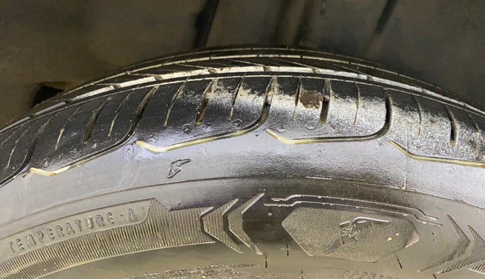 2018 Maruti Ciaz ALPHA DIESEL 1.3, Diesel, Manual, 88,214 km, Right Rear Tyre Tread