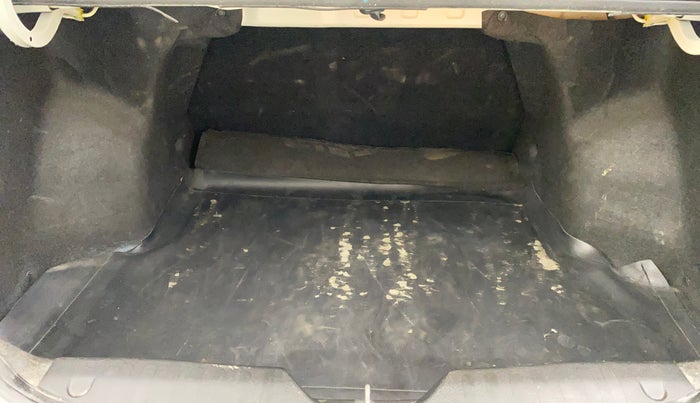 2018 Maruti Ciaz ALPHA DIESEL 1.3, Diesel, Manual, 88,214 km, Boot Inside