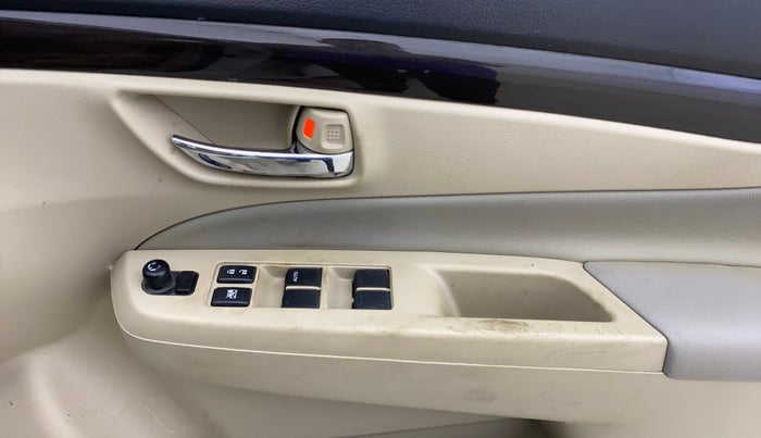 2018 Maruti Ciaz ALPHA DIESEL 1.3, Diesel, Manual, 88,214 km, Driver Side Door Panels Control