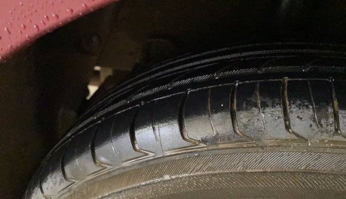 2016 Hyundai Grand i10 SPORTZ 1.2 KAPPA VTVT, Petrol, Manual, 43,513 km, Right Rear Tyre Tread