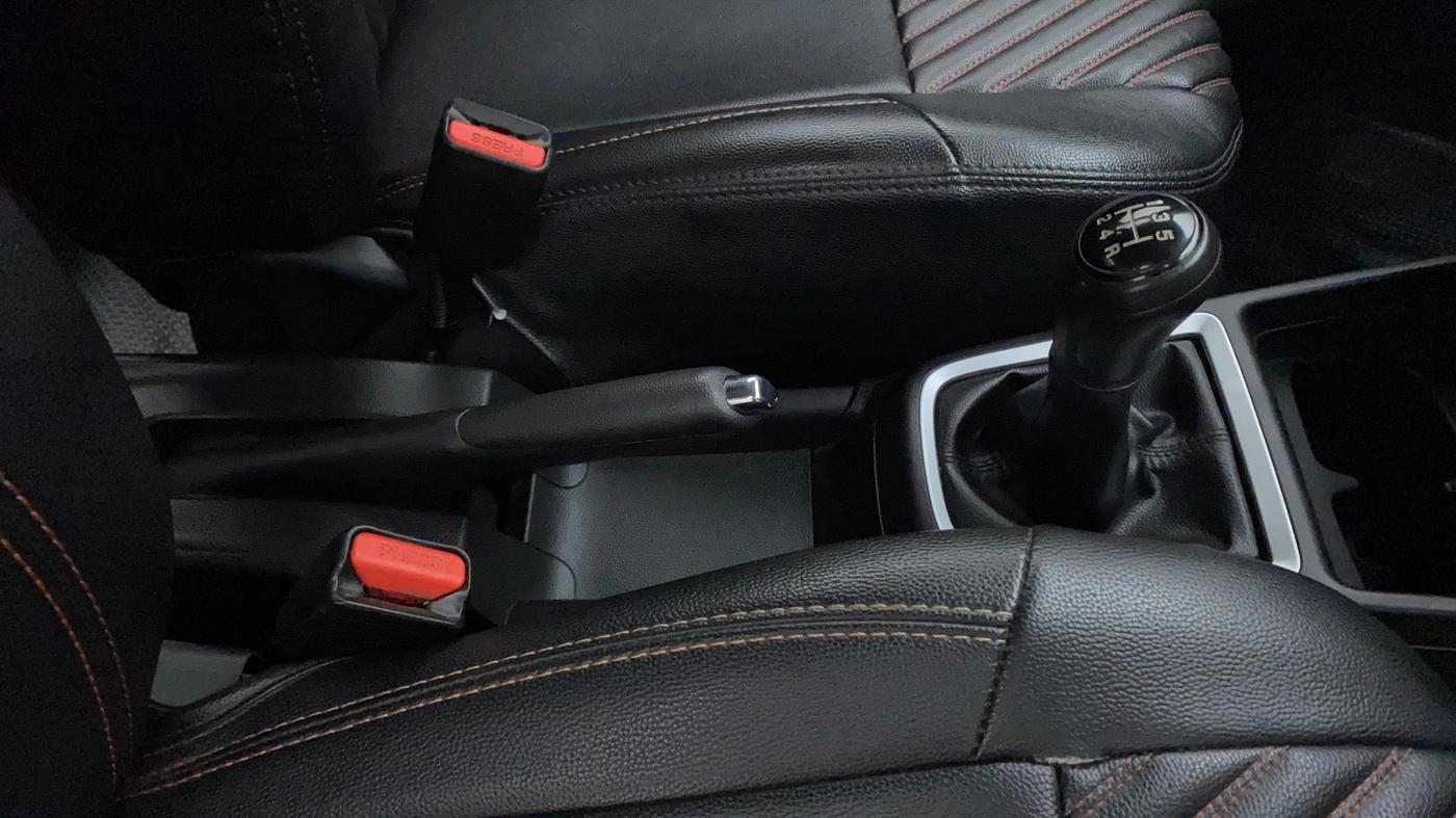 2020 Maruti Swift VXI, Petrol, Manual, 31,315 km, Gear Lever