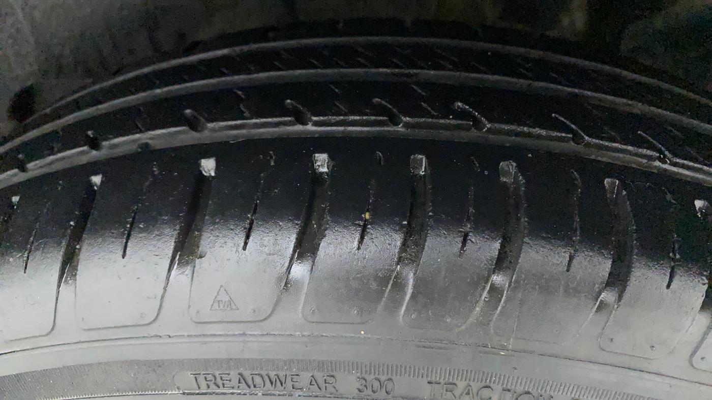 2020 Maruti Swift VXI, Petrol, Manual, 31,315 km, Left Rear Tyre Tread