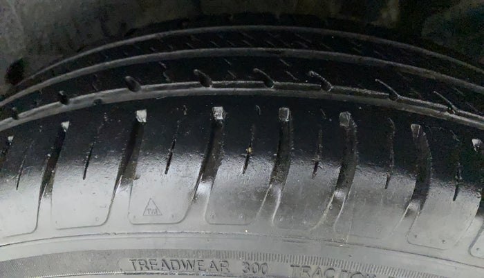 2020 Maruti Swift VXI, Petrol, Manual, 31,315 km, Left Rear Tyre Tread