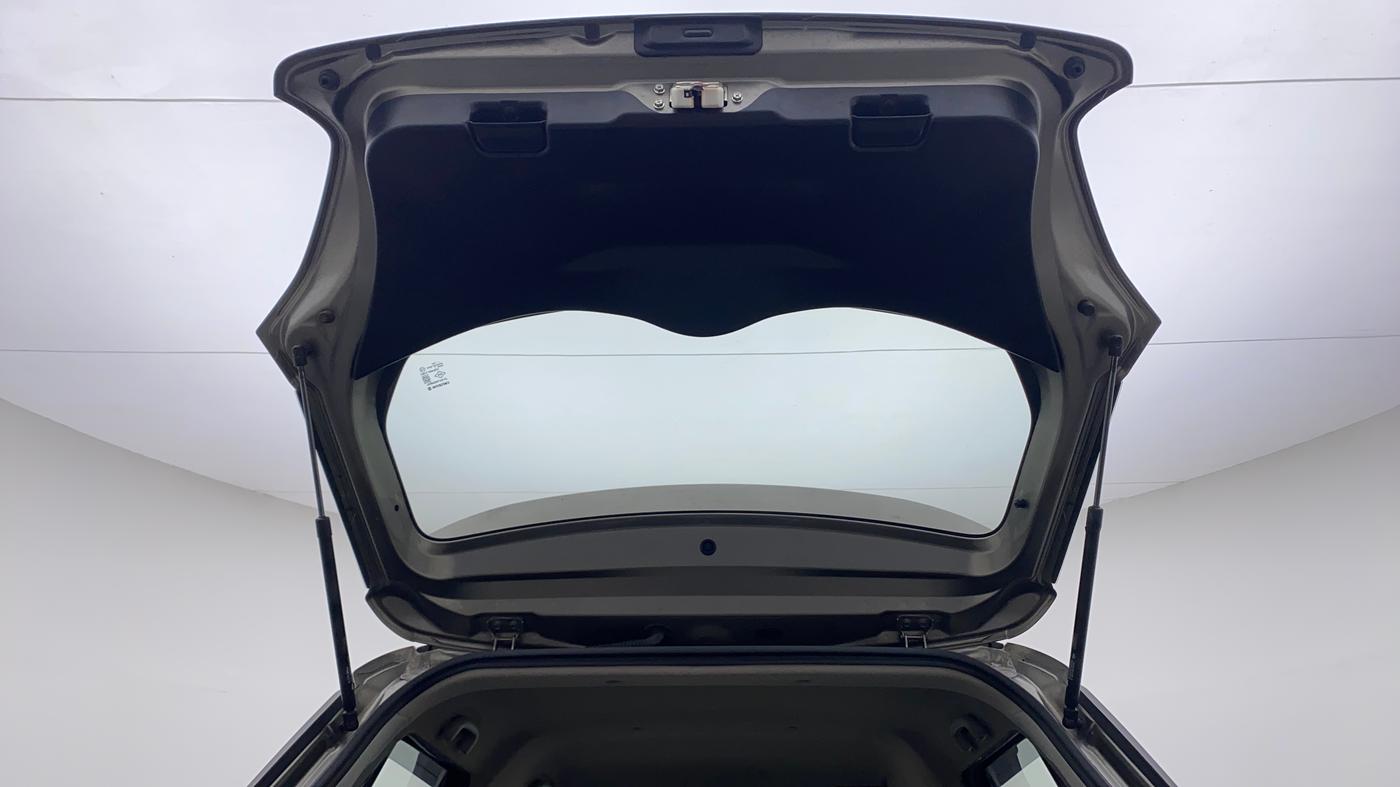 2020 Maruti Swift VXI, Petrol, Manual, 31,315 km, Boot Door Open