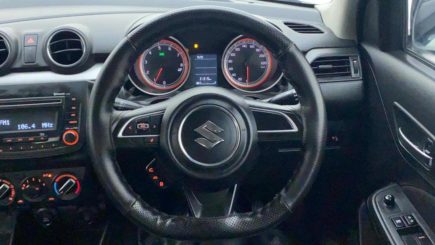 2020 Maruti Swift VXI, Petrol, Manual, 31,315 km, Steering Wheel Close Up