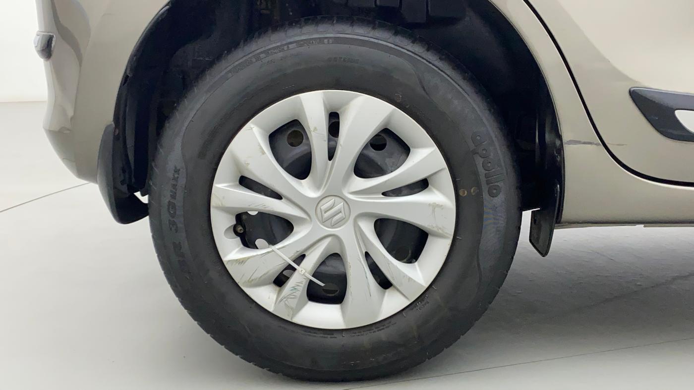 2020 Maruti Swift VXI, Petrol, Manual, 31,315 km, Right Rear Wheel