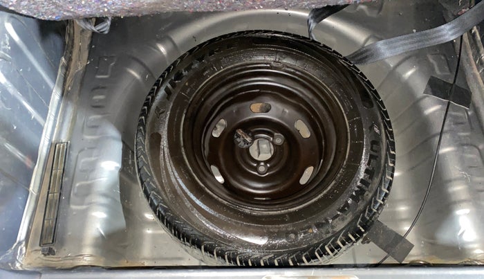 2017 Renault Kwid RXT 1.0, Petrol, Manual, 19,165 km, Spare Tyre