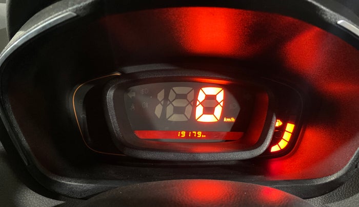 2017 Renault Kwid RXT 1.0, Petrol, Manual, 19,165 km, Odometer Image