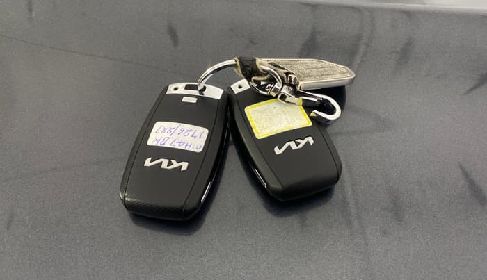 2023 KIA SELTOS HTK PLUS 1.5 IMT, Petrol, Manual, 18,664 km, Key Close Up