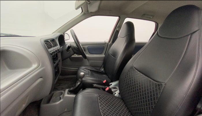 2014 Maruti Alto K10 VXI, Petrol, Manual, 68,573 km, Right Side Front Door Cabin