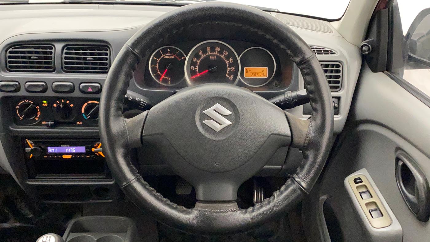 2014 Maruti Alto K10 VXI, Petrol, Manual, 68,573 km, Steering Wheel Close Up