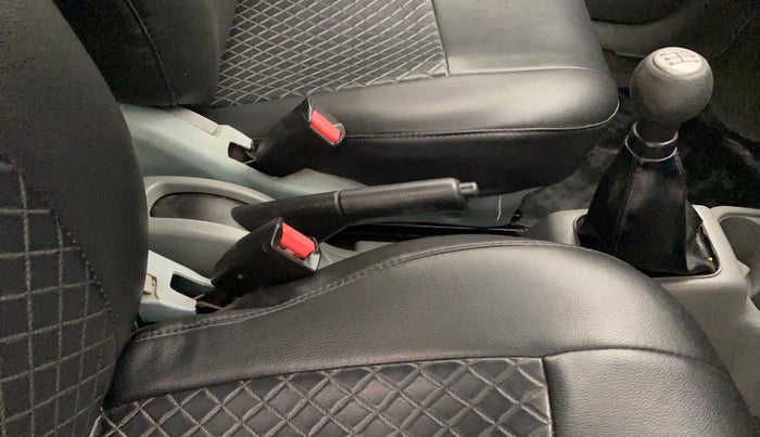 2014 Maruti Alto K10 VXI, Petrol, Manual, 68,573 km, Gear Lever