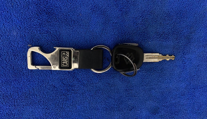 2014 Maruti Alto K10 VXI, Petrol, Manual, 68,573 km, Key Close Up