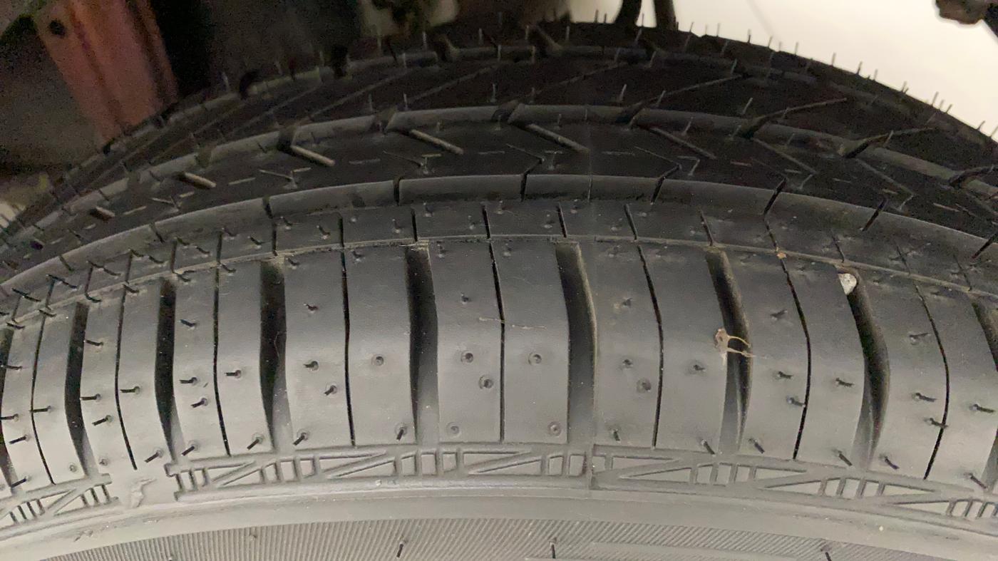 2014 Maruti Alto K10 VXI, Petrol, Manual, 68,573 km, Left Rear Tyre Tread