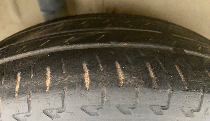 2017 Maruti IGNIS ZETA 1.2 AMT, Petrol, Automatic, 74,117 km, Right Rear Tyre Tread