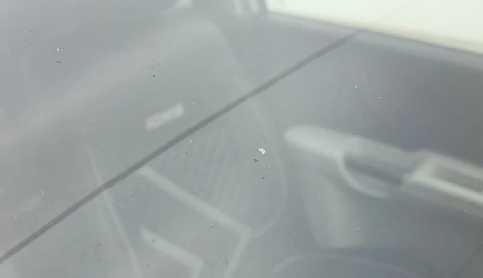 2017 Maruti IGNIS ZETA 1.2 AMT, Petrol, Automatic, 74,117 km, Front windshield - Minor spot on windshield