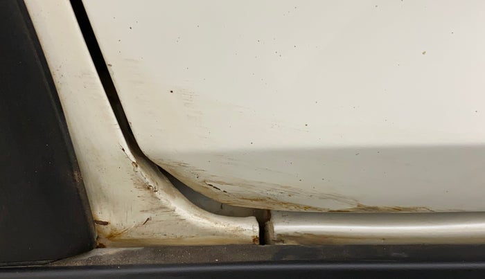 2017 Maruti IGNIS ZETA 1.2 AMT, Petrol, Automatic, 74,117 km, Front passenger door - Slightly dented