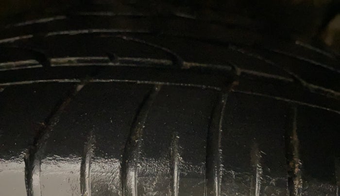 2019 Hyundai Creta SX AT 1.6 PETROL, Petrol, Automatic, 34,528 km, Right Front Tyre Tread