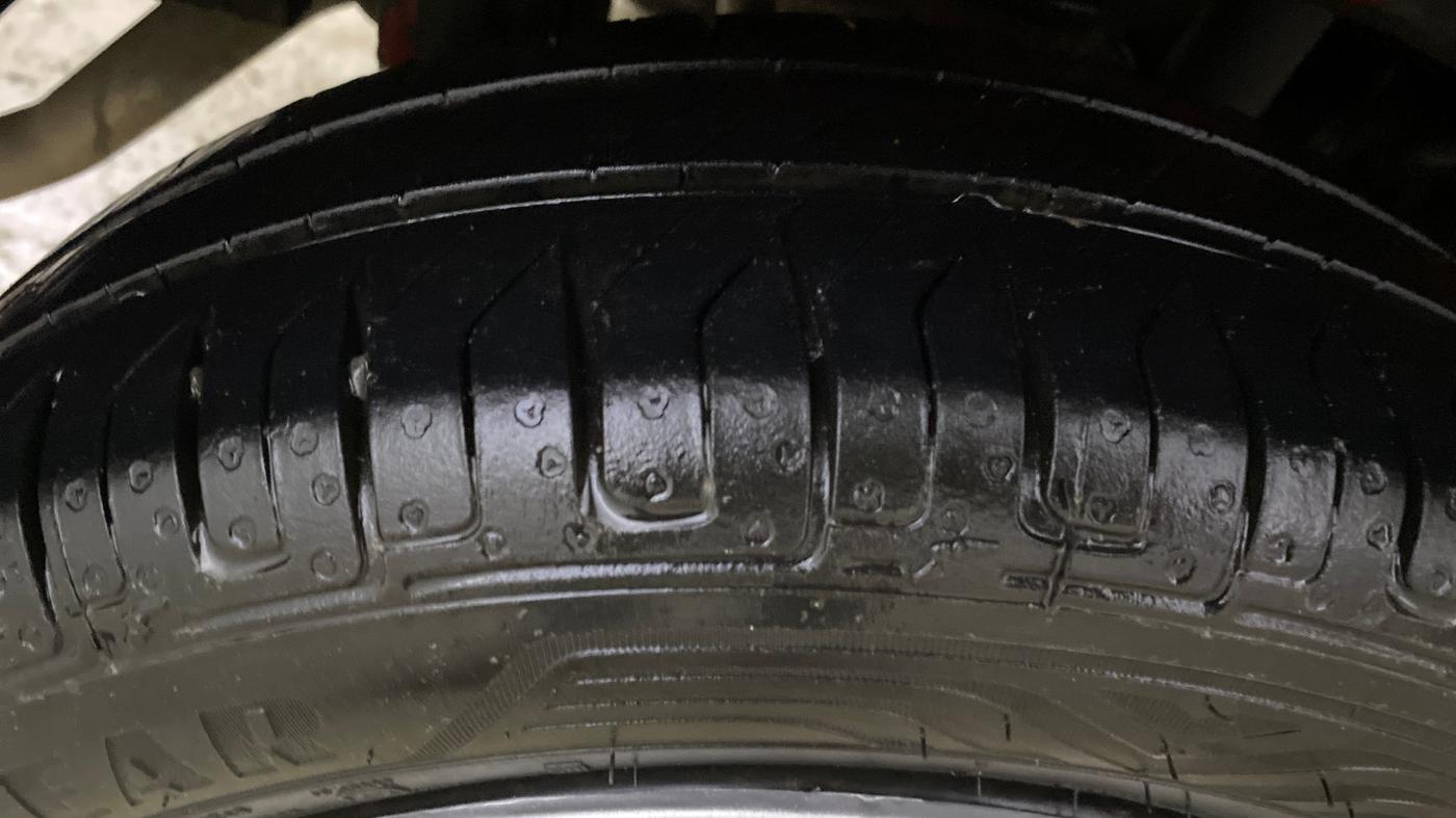 2014 Maruti Alto K10 VXI, Petrol, Manual, 24,398 km, Right Rear Tyre Tread