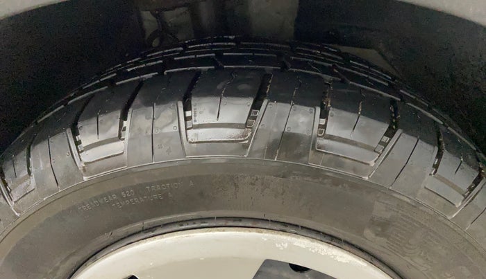 2019 Mahindra XUV500 W7, Diesel, Manual, 83,915 km, Right Front Tyre Tread