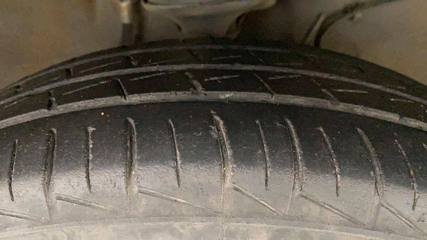 2021 Maruti Alto VXI PLUS, Petrol, Manual, 60,246 km, Right Front Tyre Tread