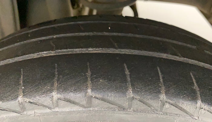 2021 Maruti Alto VXI PLUS, Petrol, Manual, 60,246 km, Left Rear Tyre Tread