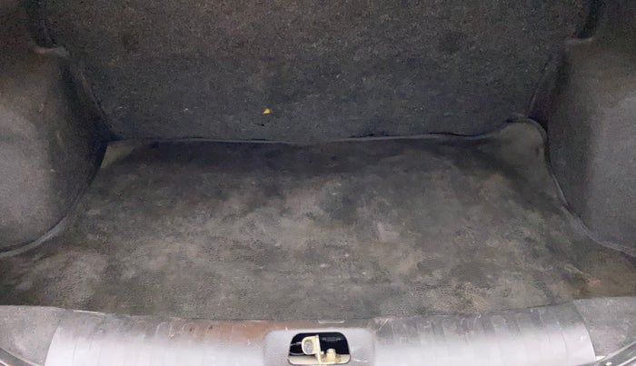 2013 Maruti Swift Dzire VXI, Petrol, Manual, 54,109 km, Boot Inside
