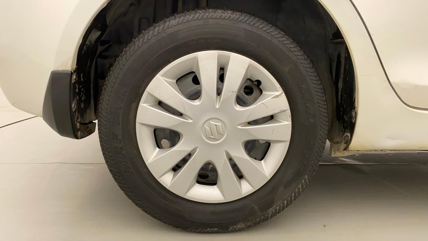2013 Maruti Swift Dzire VXI, Petrol, Manual, 54,109 km, Right Rear Wheel