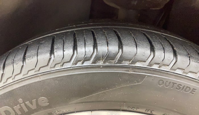 2023 Skoda SLAVIA STYLE 1.0L TSI AT, Petrol, Automatic, 17,580 km, Left Front Tyre Tread