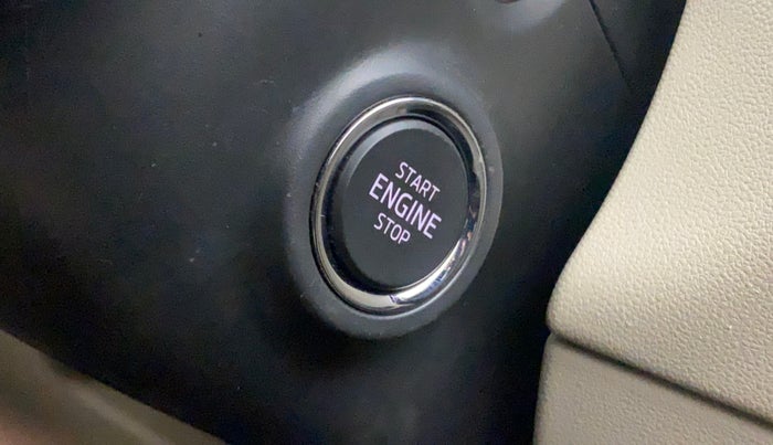 2023 Skoda SLAVIA STYLE 1.0L TSI AT, Petrol, Automatic, 17,580 km, Keyless Start/ Stop Button