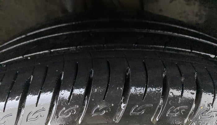 2019 Hyundai VENUE 1.0 TURBO GDI SX+ AT, Petrol, Automatic, 16,586 km, Right Front Tyre Tread