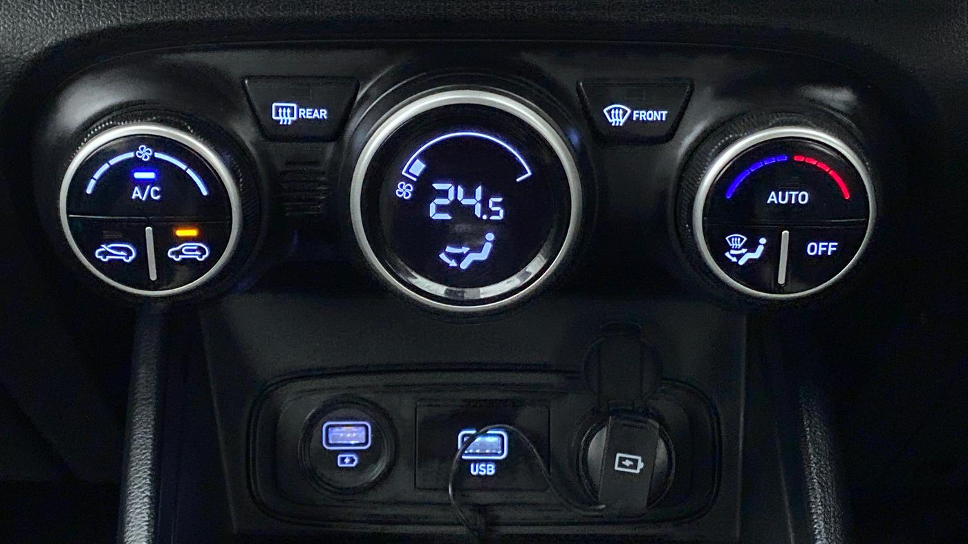 2019 Hyundai VENUE 1.0 TURBO GDI SX+ AT, Petrol, Automatic, 16,586 km, Automatic Climate Control