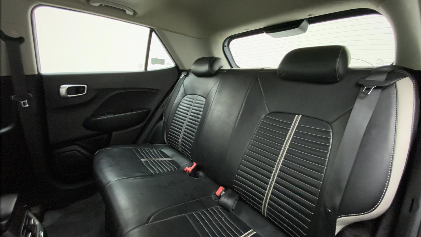 2019 Hyundai VENUE 1.0 TURBO GDI SX+ AT, Petrol, Automatic, 16,586 km, Right Side Rear Door Cabin