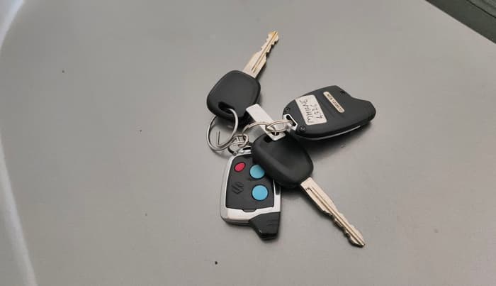 2016 Maruti Celerio VXI CNG, CNG, Manual, 97,934 km, Key Close Up