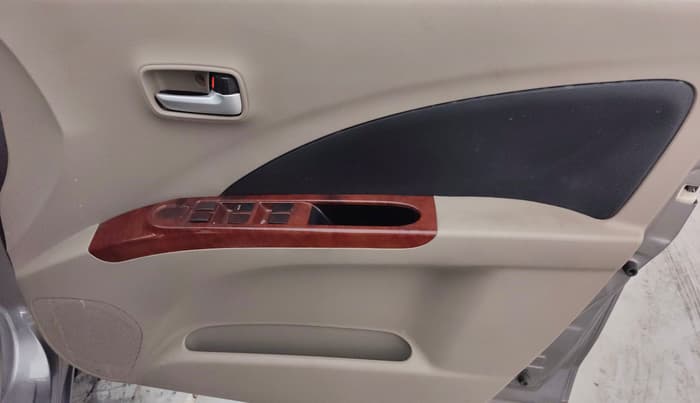 2016 Maruti Celerio VXI CNG, CNG, Manual, 97,934 km, Driver Side Door Panels Control